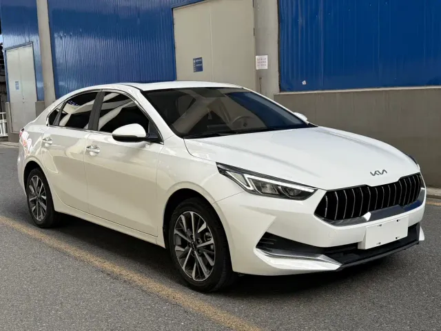 Kia K3 — Фото автомобиля 3