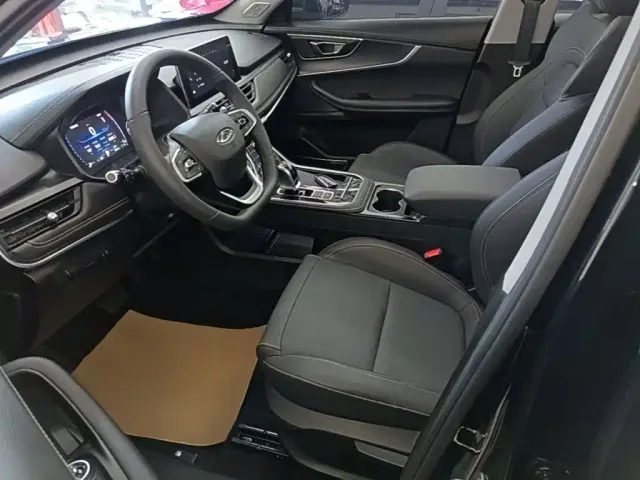 Chery Tiggo 8 — Фото автомобиля 14