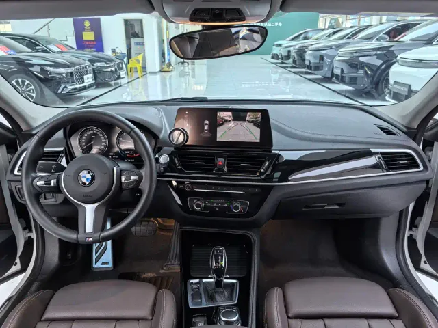 BMW 1 Series — Фото автомобиля 7