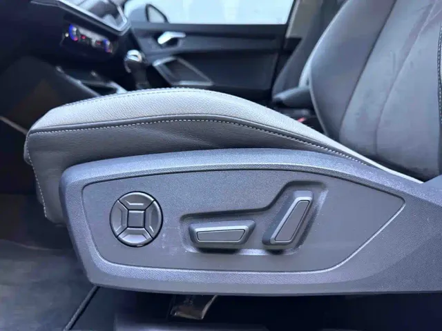 Audi Q3 — Фото автомобиля 18