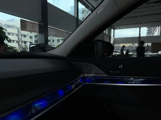 BMW 7 Series — Фото автомобиля 7
