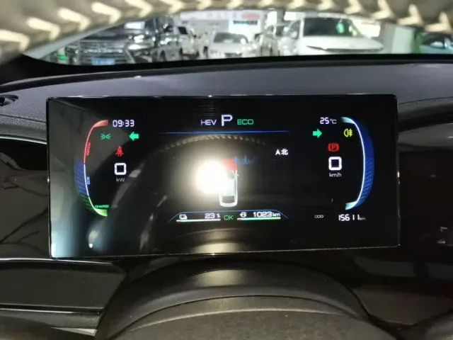 BYD Qin PLUS — Фото автомобиля 11