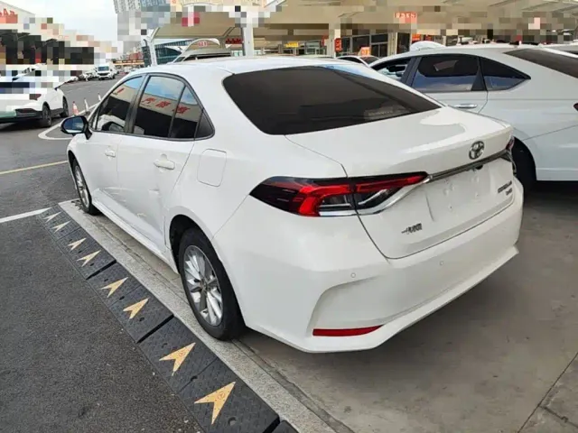 Toyota Corolla — Фото автомобиля 4
