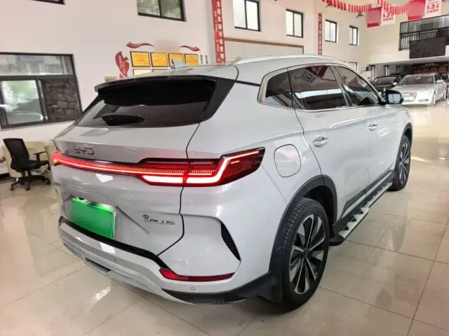 BYD Song PLUS — Фото автомобиля 6
