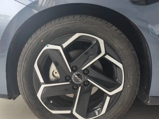 BYD Seal 06 DM-i Touring — Фото автомобиля 8