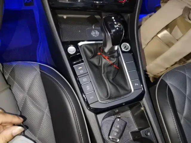 Volkswagen Sagitar — Фото автомобиля 13