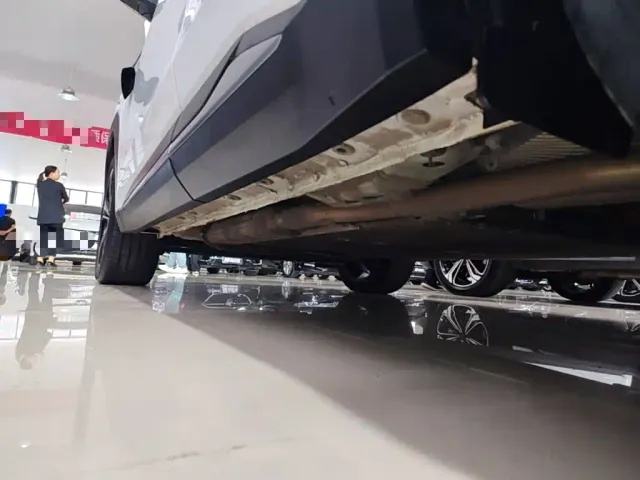 Geely Galaxy L7 — Фото автомобиля 21