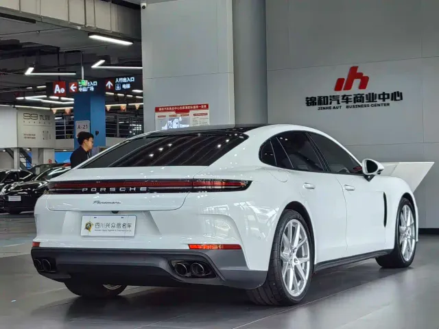 Porsche Panamera — Фото автомобиля 6