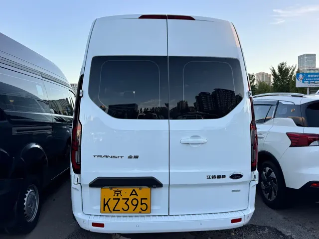 Ford Transit — Фото автомобиля 16