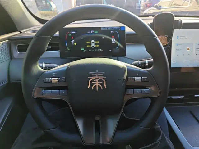 BYD Qin PLUS — Фото автомобиля 6