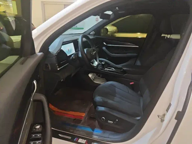 Geely Xingyue L — Фото автомобиля 15