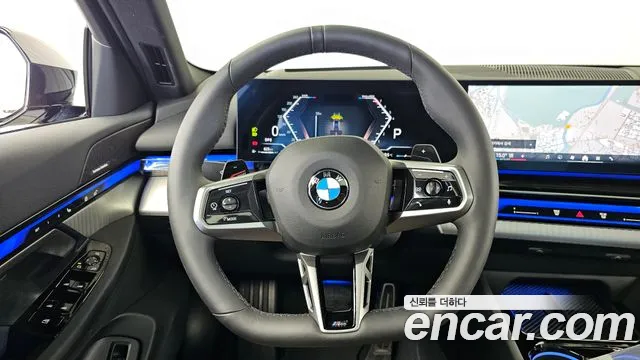 BMW 5 Series G60 — Фото автомобиля 19