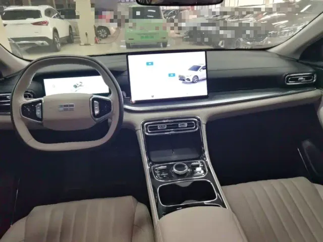 Geely Galaxy Stellar 6 — Фото автомобиля 9