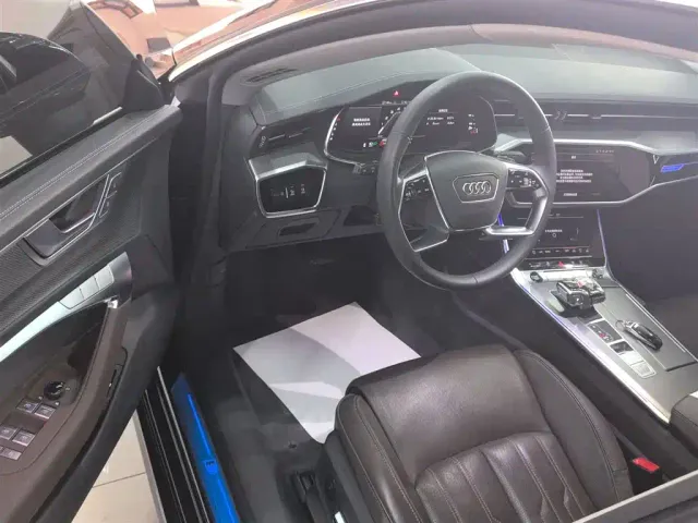 Audi A7L — Фото автомобиля 15