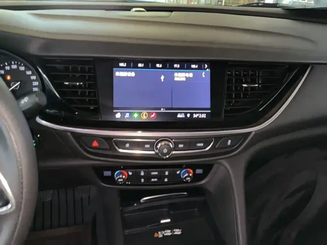Buick Regal — Фото автомобиля 12