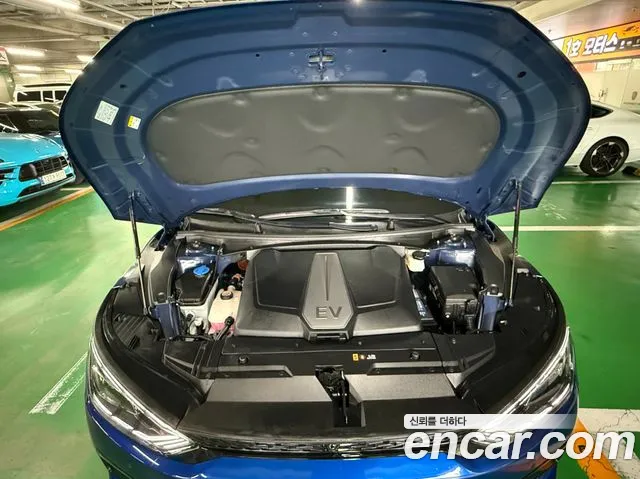 Kia EV6 — Фото автомобиля 8