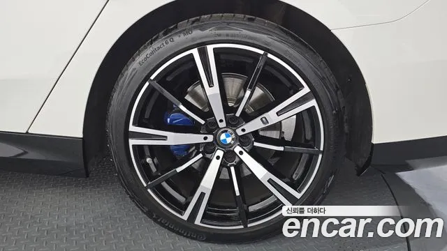 BMW 5-Series 5 серия (G60) 530i xDrive M Sport — Фото автомобиля 19