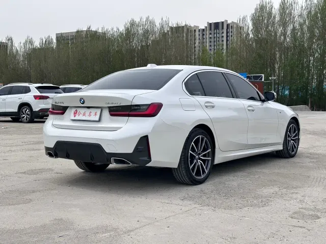 BMW 3 Series — Фото автомобиля 7