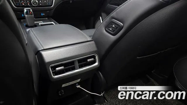 KG_Mobility_Ssangyong Rexton All Rexton Дизель 2.2 2WD — Фото автомобиля 18