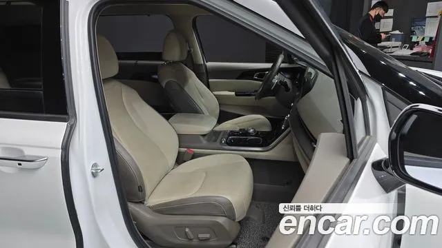 Kia Canival Carnival 4 поколение Дизель 9 мест Signature — Фото автомобиля 12