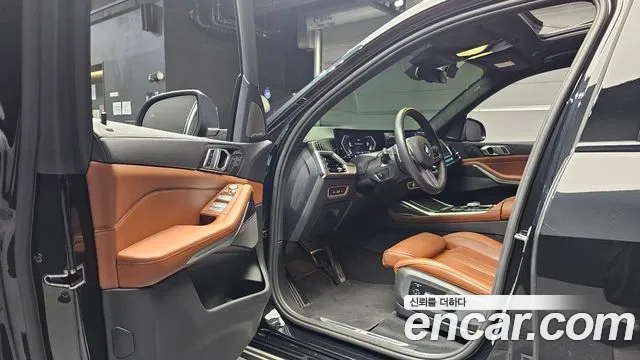 BMW X7 — Фото автомобиля 8
