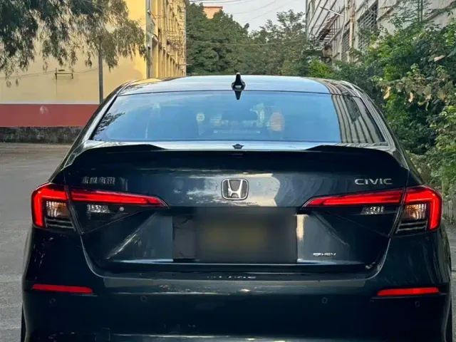 Honda Civic — Фото автомобиля 7