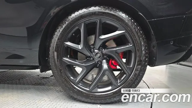 Land Rover Range Rover Sport — Фото автомобиля 18