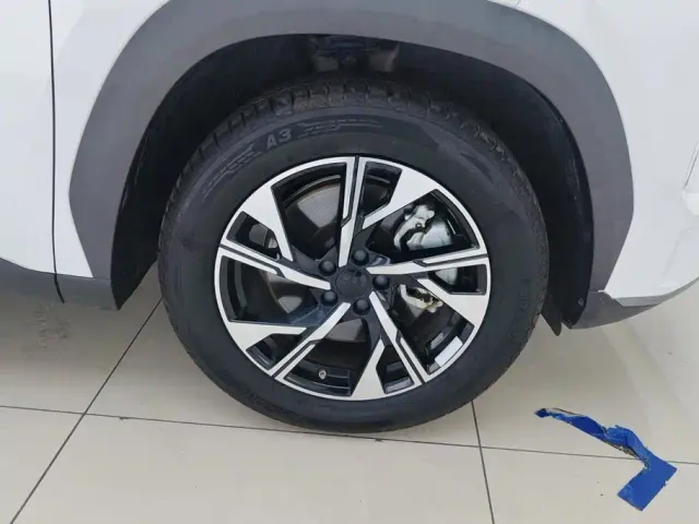 Geely Galaxy L7 — Фото автомобиля 6