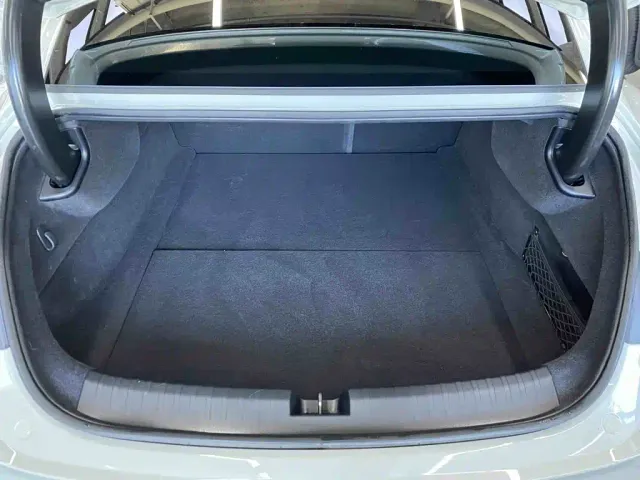 Xiaomi SU7 — Фото автомобиля 10