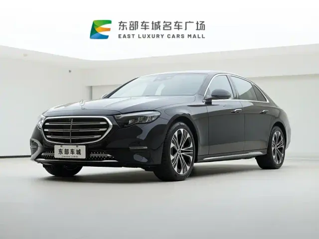 Фотография автомобиля — Mercedes-Benz E-Class