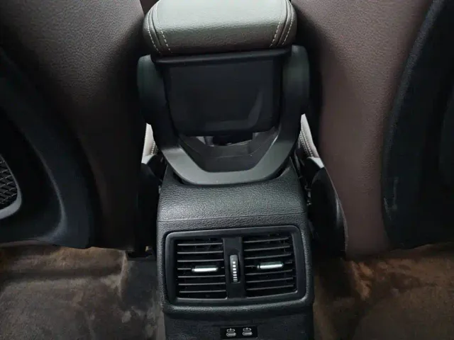 BMW X1 — Фото автомобиля 13