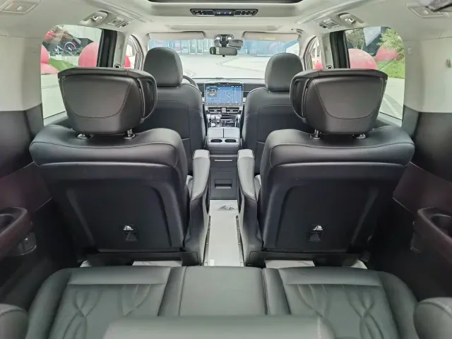 GAC Trumpchi M8 — Фото автомобиля 20