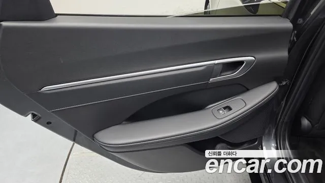 Hyundai Sonata — Фото автомобиля 14