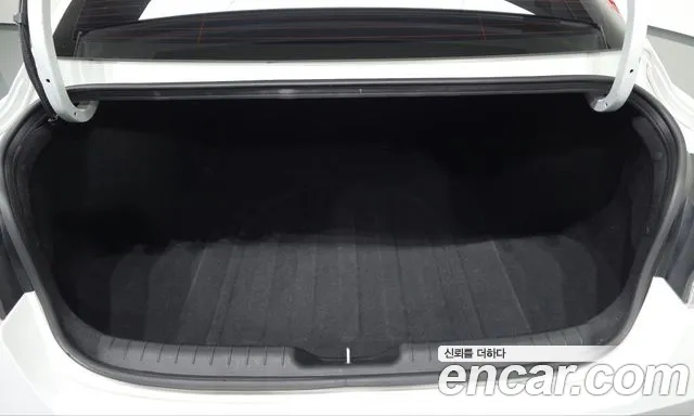 Hyundai Avante CN7 — Фото автомобиля 24