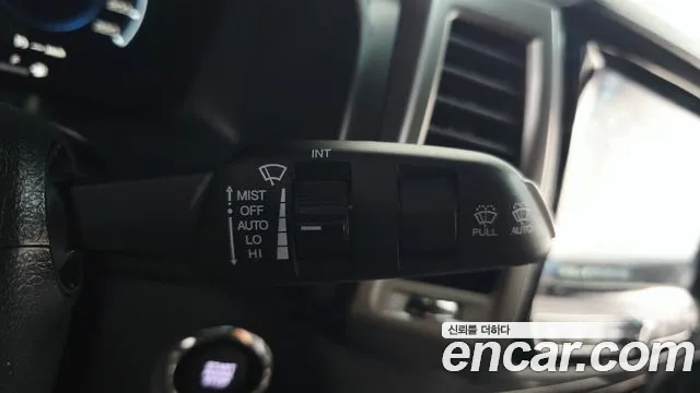 KG_Mobility_Ssangyong Rexton Новый Rexton Sport Khan Дизель 2.2 4WD — Фото автомобиля 25