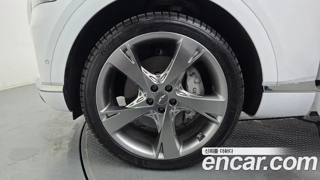 Genesis GV80 2.5T Бензин AWD — Фото автомобиля 5