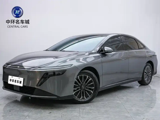 Фотография автомобиля — Nissan N6
