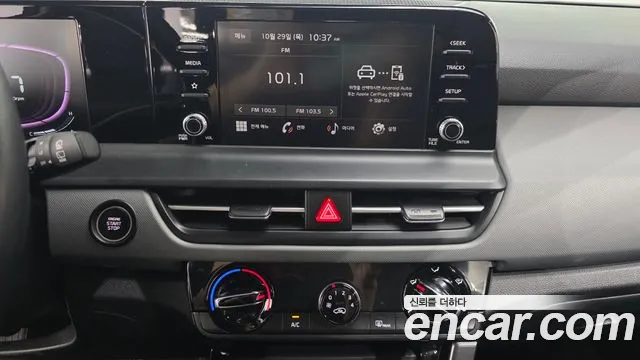 Kia Seltos New — Фото автомобиля 18