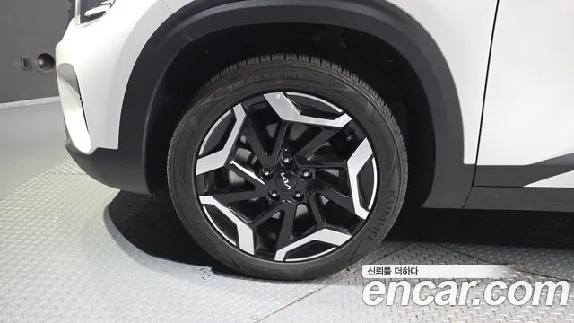Kia Seltos New — Фото автомобиля 5