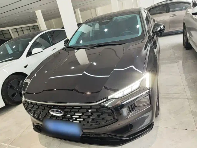 Ford Mondeo — Фото автомобиля 2