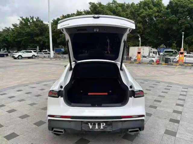 Changan UNI-V — Фото автомобиля 12