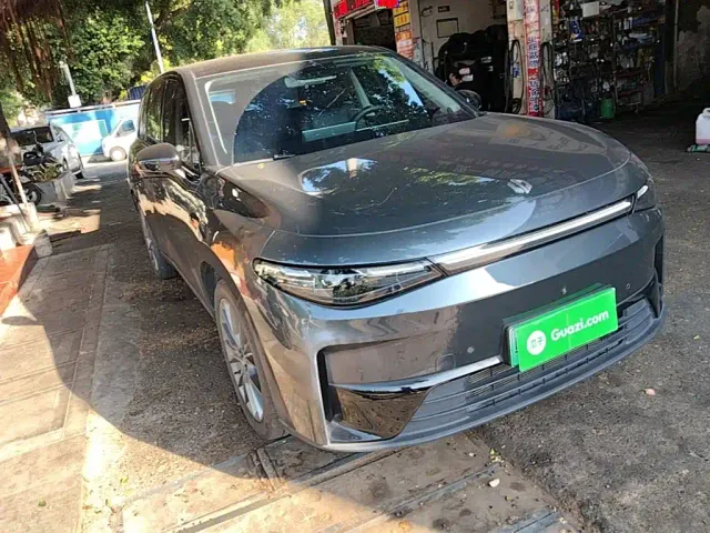 Leapmotor C10 — Фото автомобиля 3