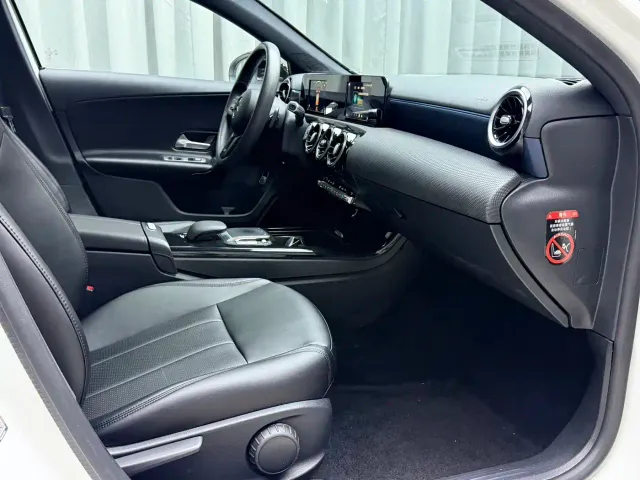 Mercedes-Benz A-Class — Фото автомобиля 18