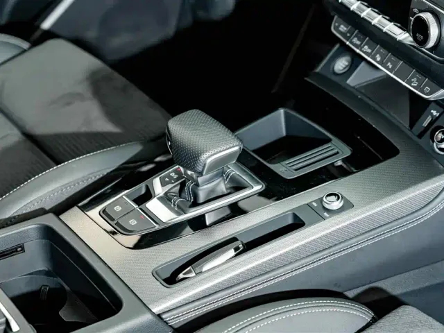 Audi Q5L Sportback — Фото автомобиля 19