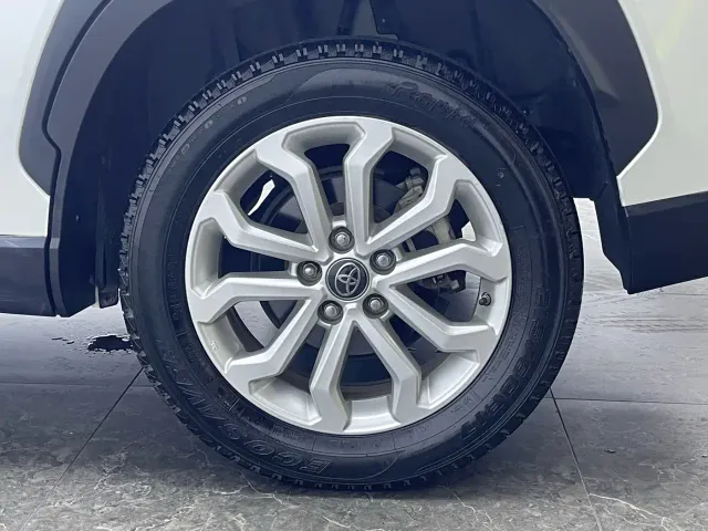 Toyota Frontlander — Фото автомобиля 10