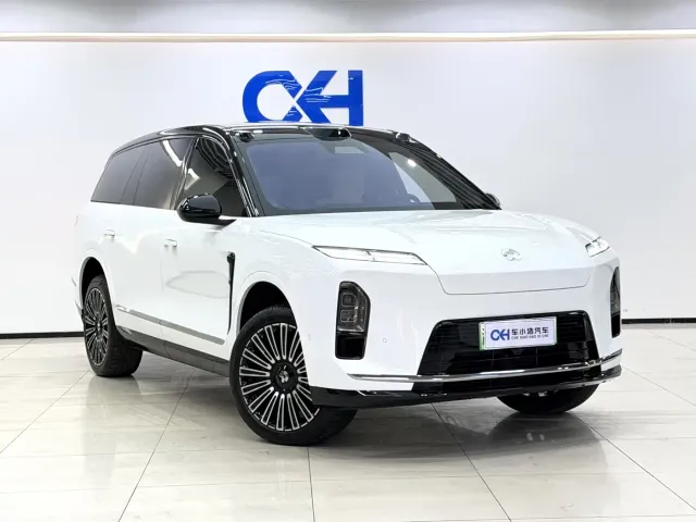 Nio ES8 — Фото автомобиля 3
