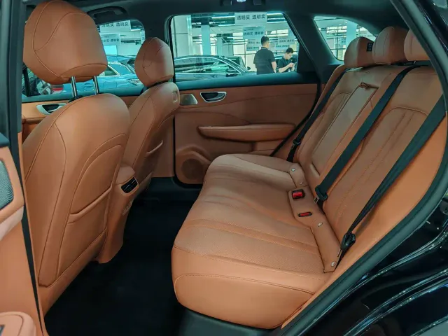 Shangjie SUV — Фото автомобиля 8