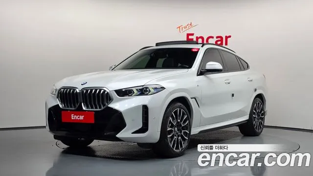 Фотография автомобиля — BMW X6 G06
