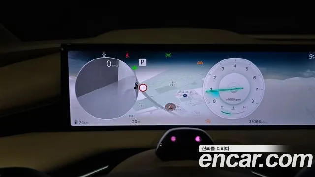 Genesis G80 Бензин 2.5 турбо AWD — Фото автомобиля 8