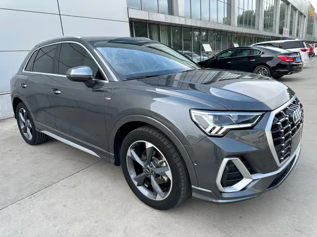 Audi Q3 — Фото автомобиля 3